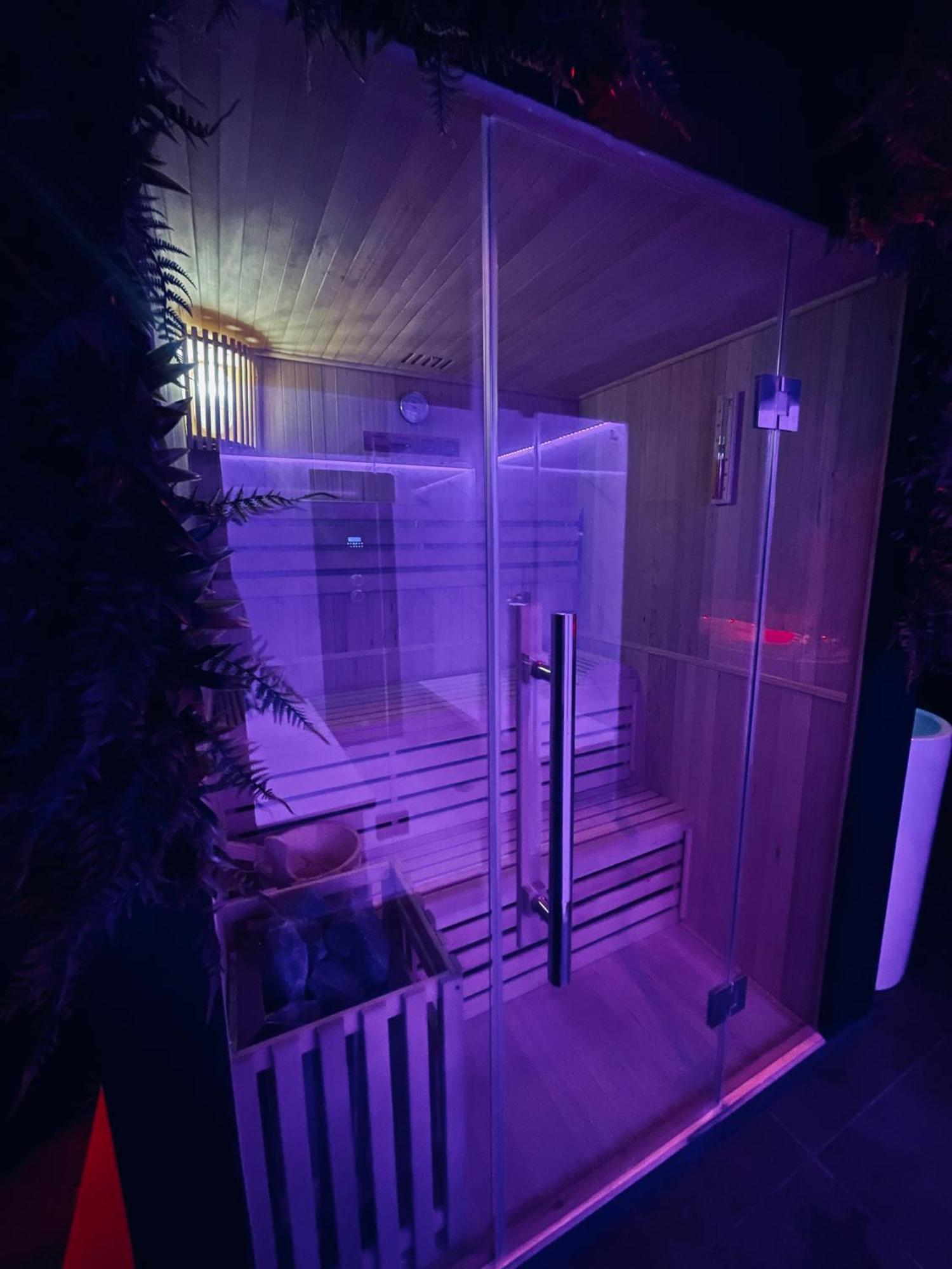 Love Room - Espace Bien Etre L'Osmose Wimereux Exterior foto